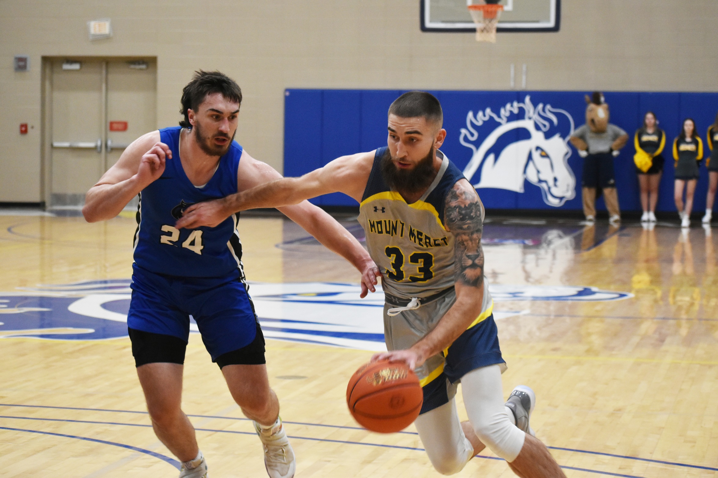 Hot-shooting V-Hawks handle Mustangs