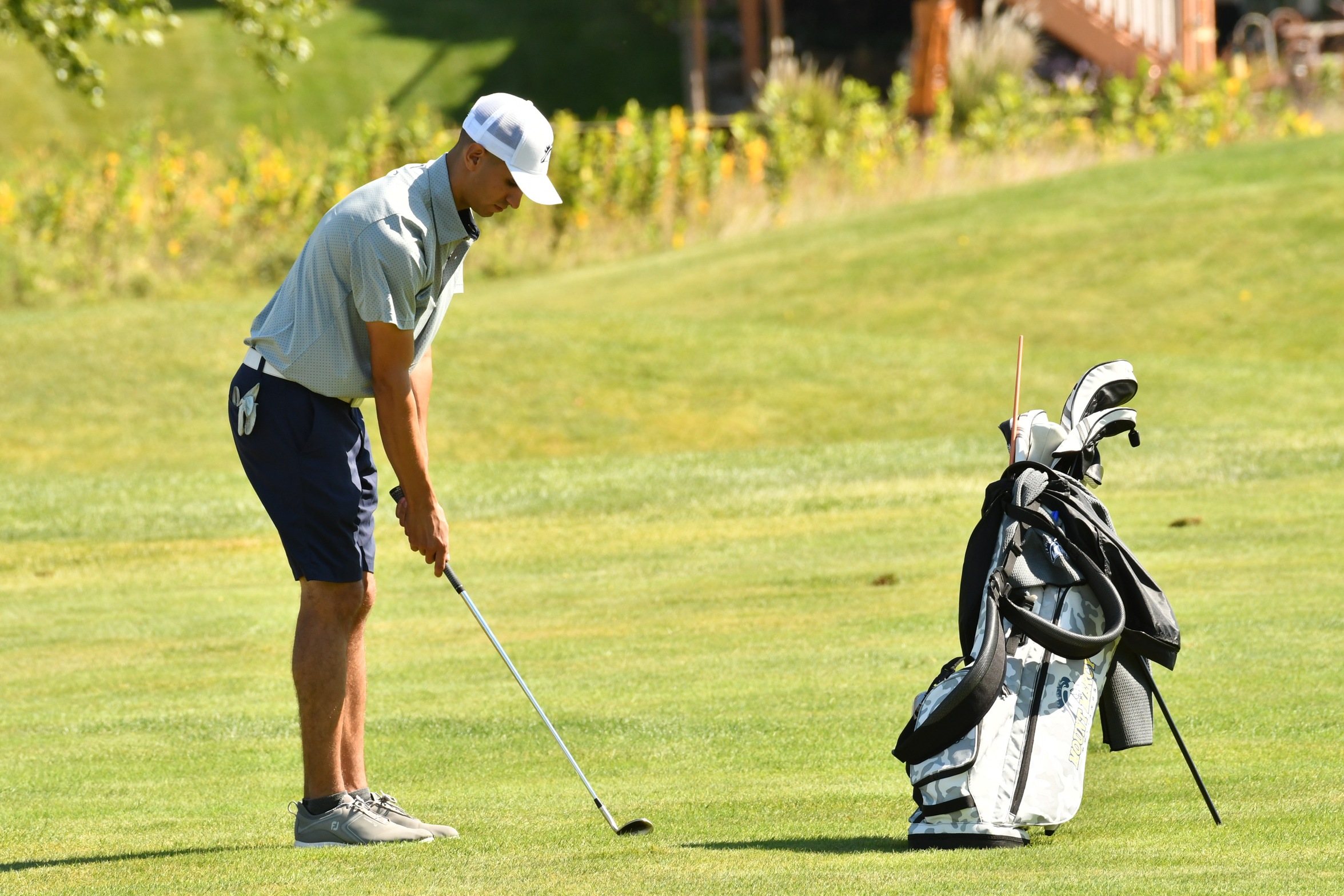 Men's Golf third at Conference tune-up