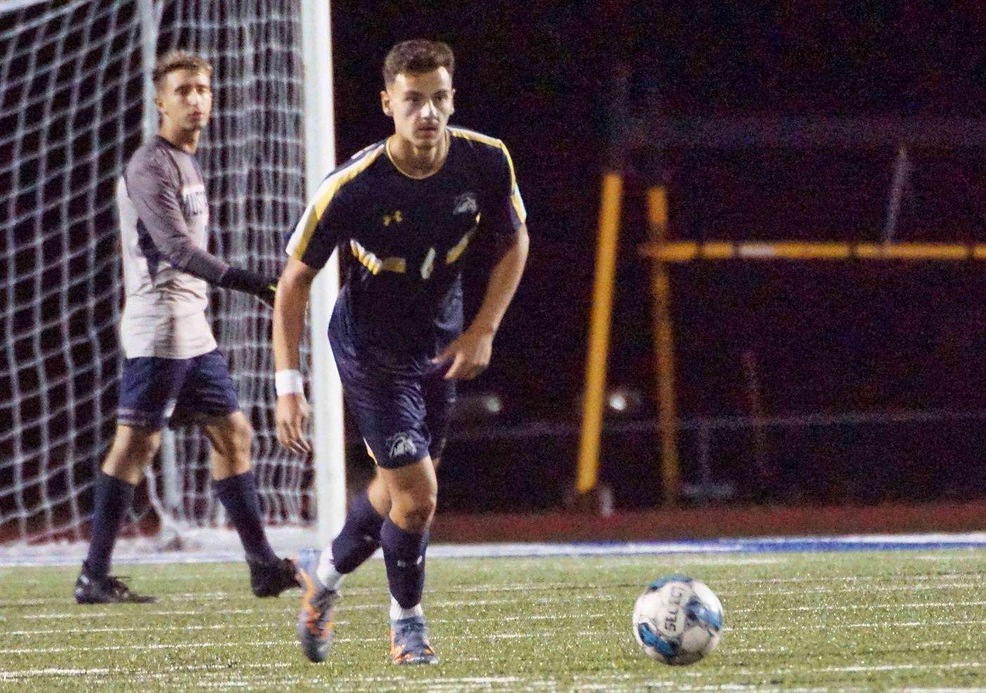 Mustangs saddled with first road loss