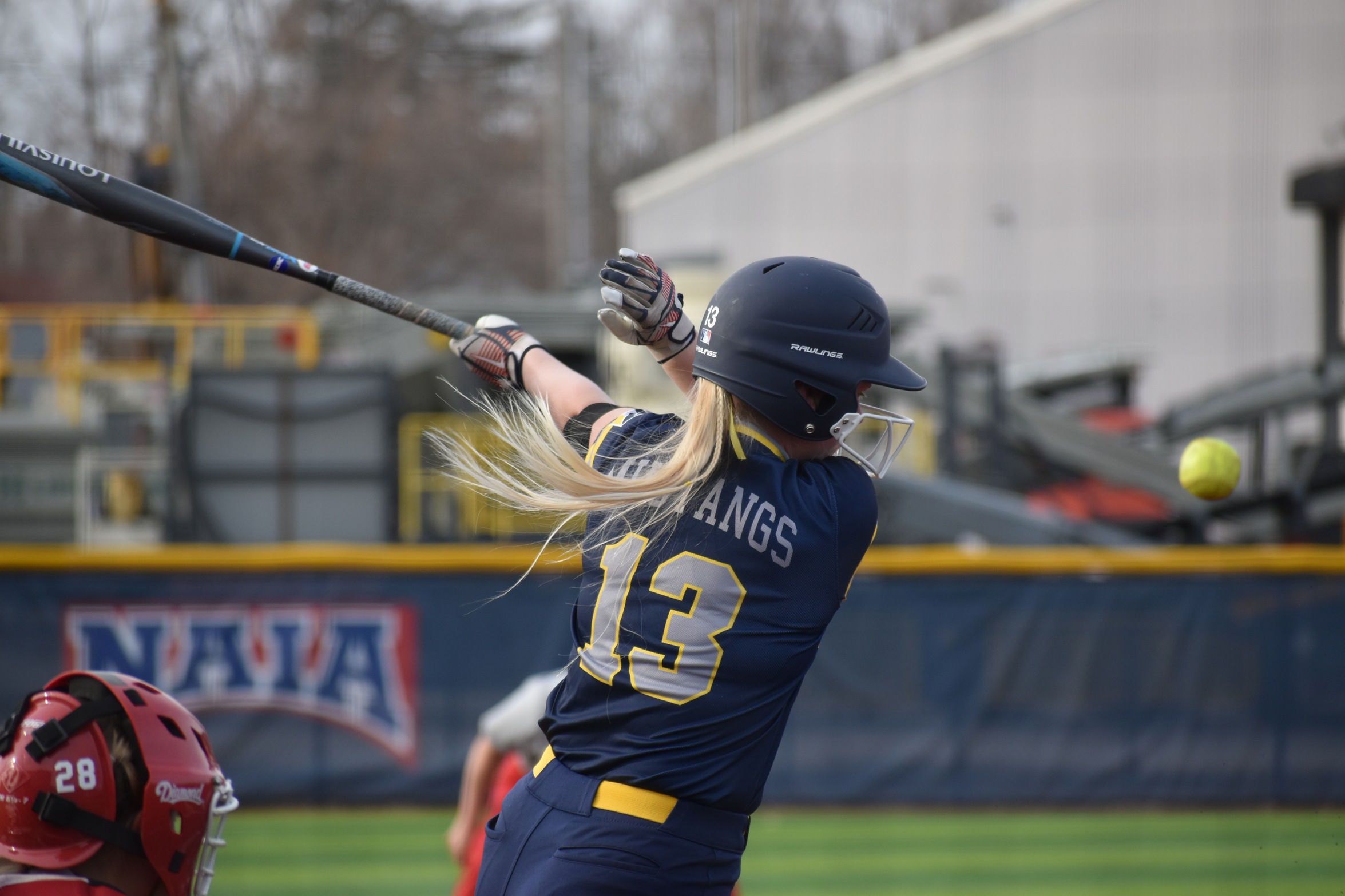 Mustangs sweep Ravens and Wildcats, extend streak to seven