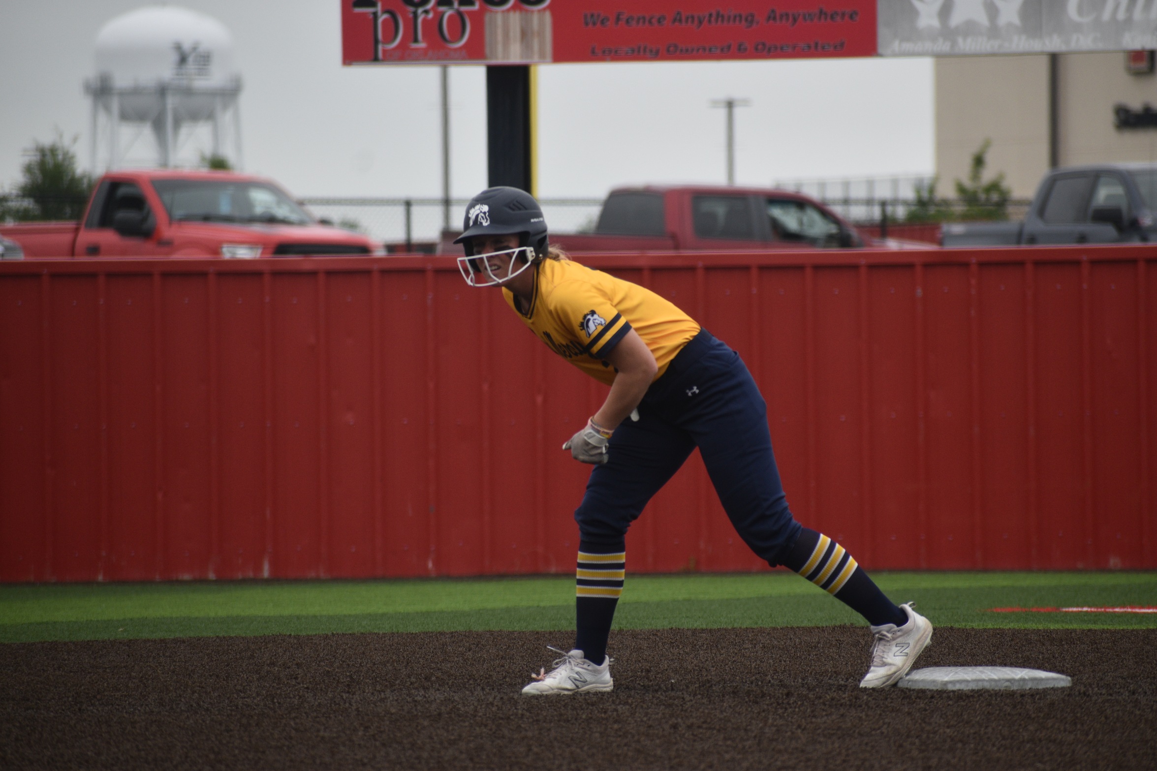 Mustangs open league play against Eagles, Vikings