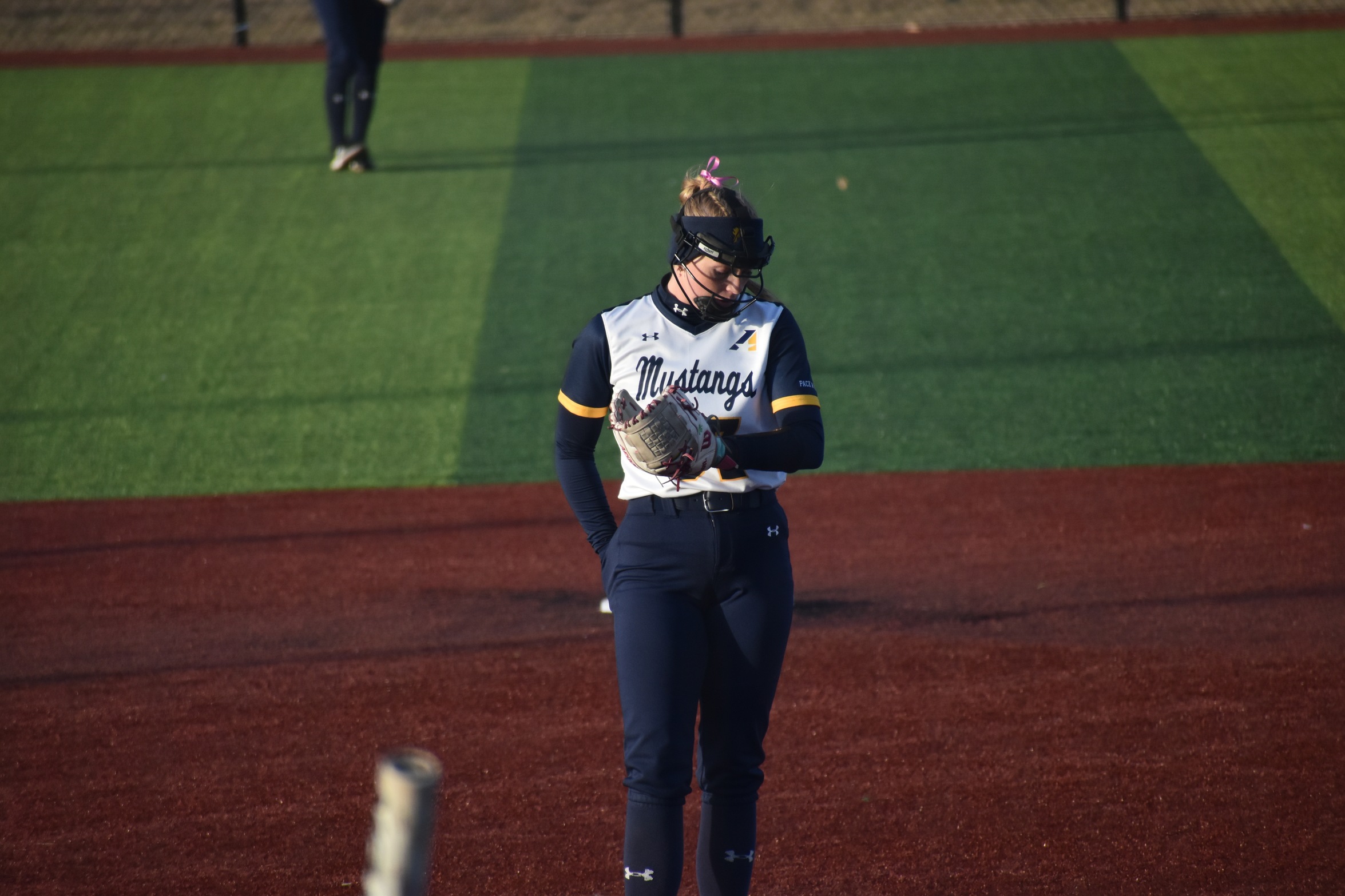 Mustangs and Spirit Trade Wins in Hard-Fought Doubleheader