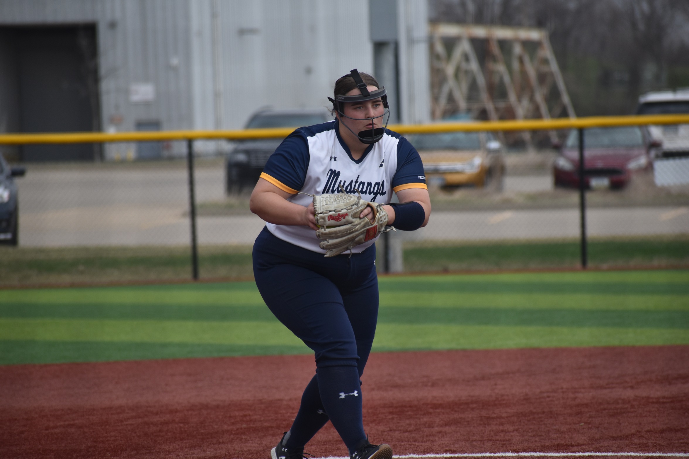 Mustangs Swept by Grand View in Des Moines