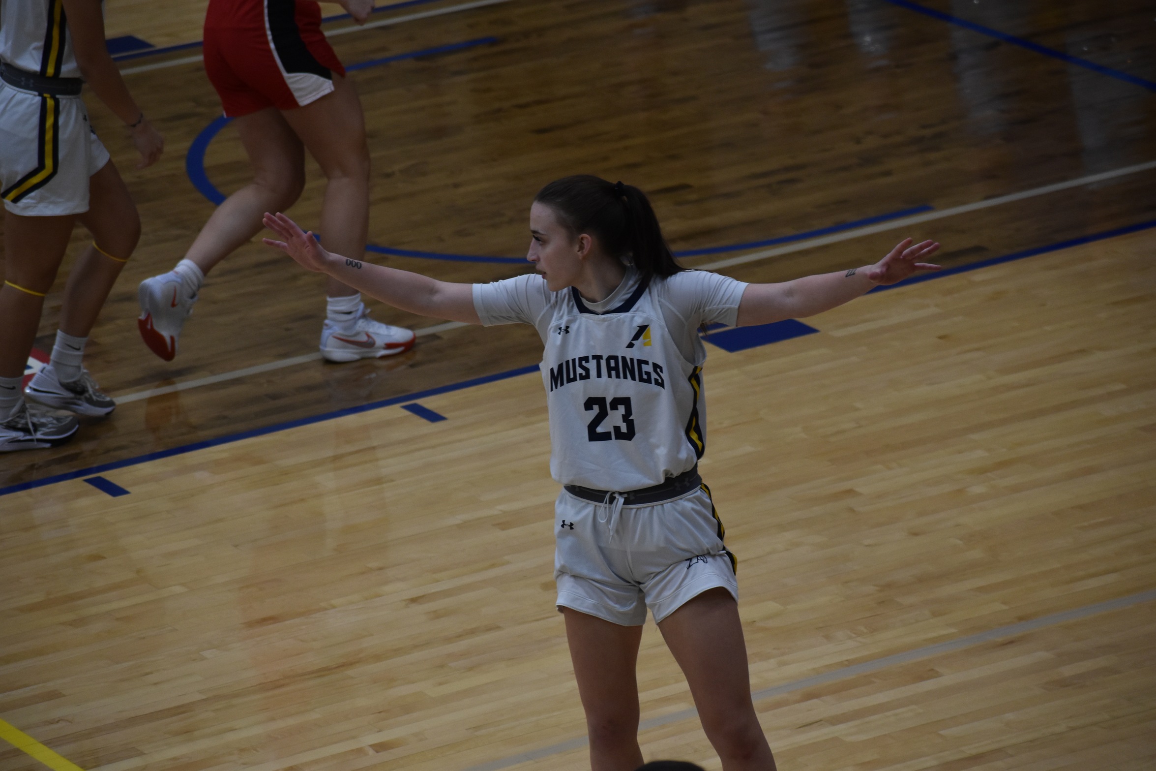 Mustangs Fall to Wildcats in Season Opener