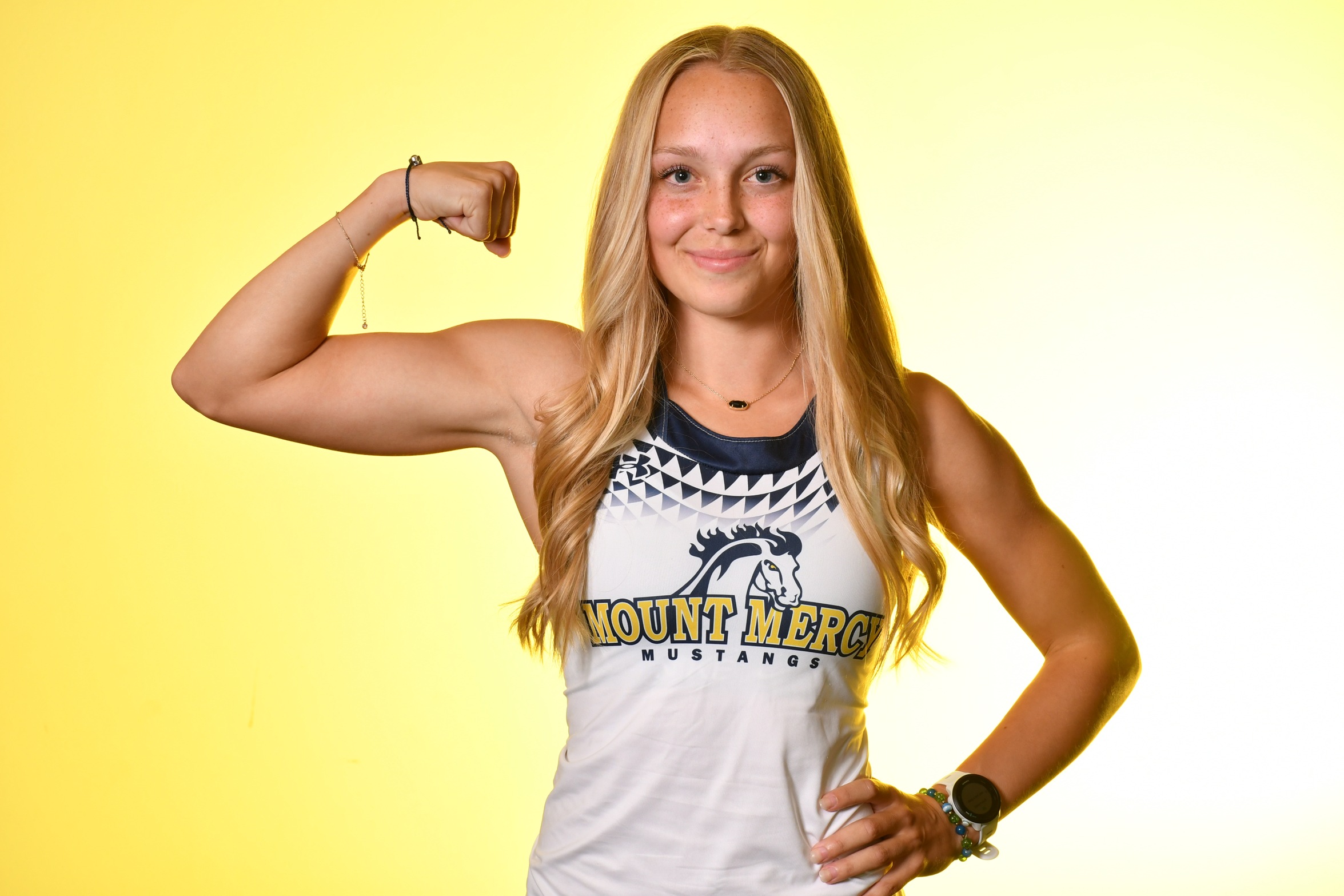 Knepper's Two Wins Propel Mustangs in Heart of America Conference Meet