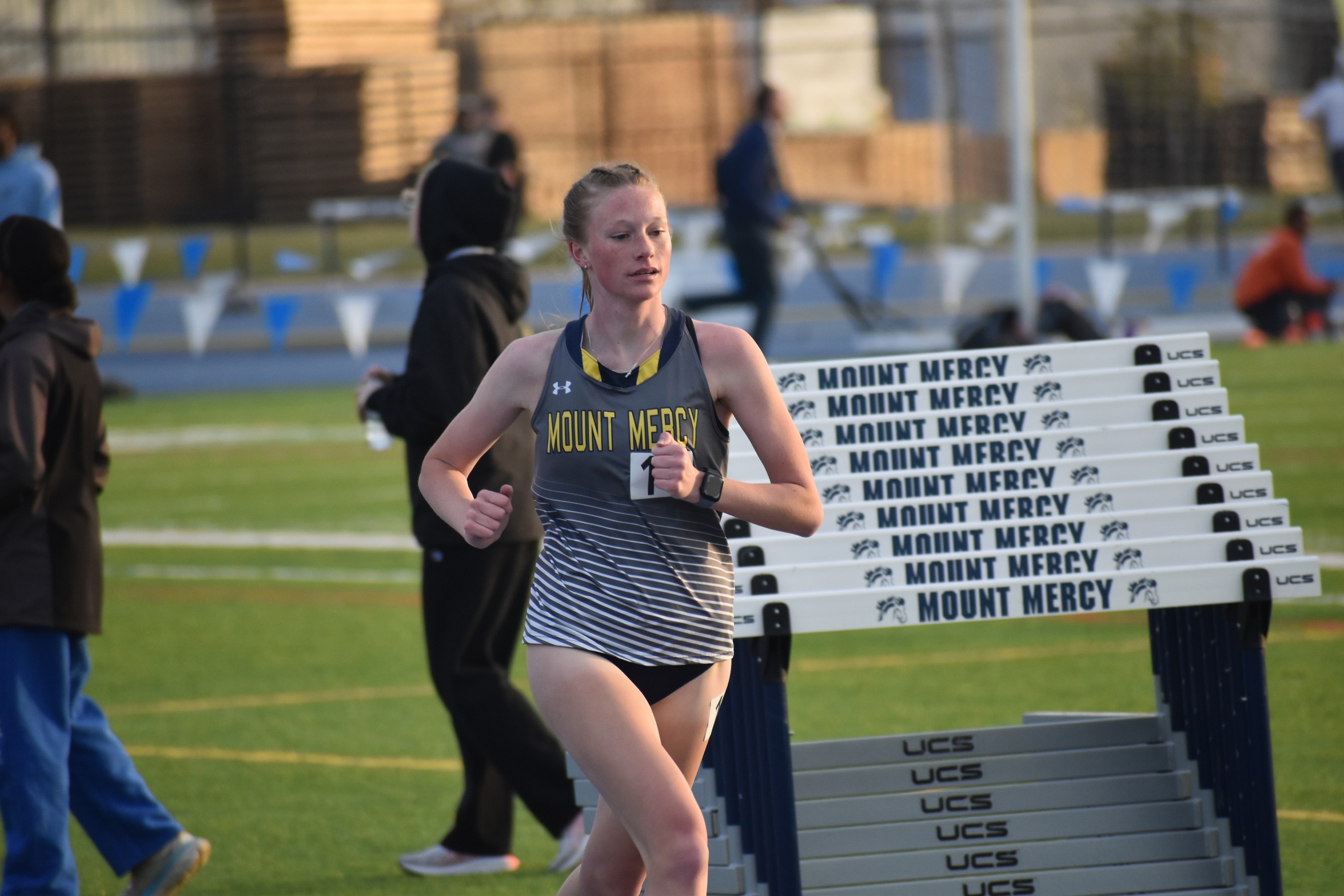 Mustangs Earn Multiple Top Finishes at Indoor Invitational