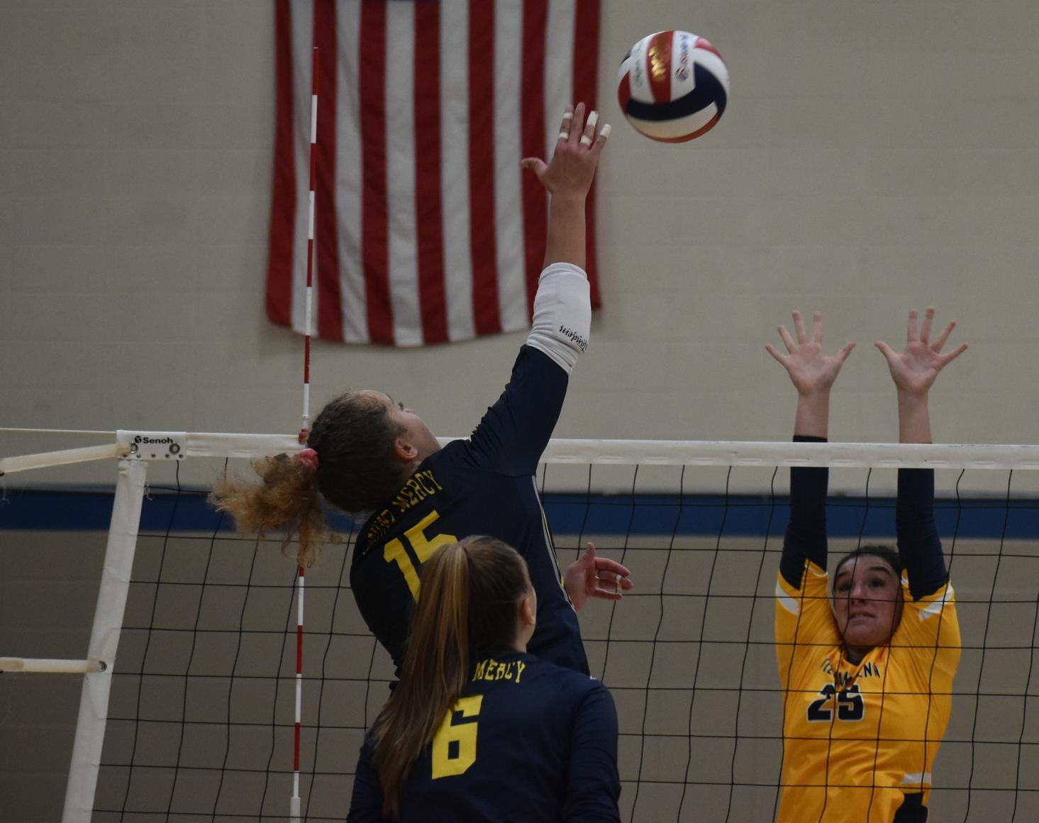 Vikings, Eagles clip Mustangs in four
