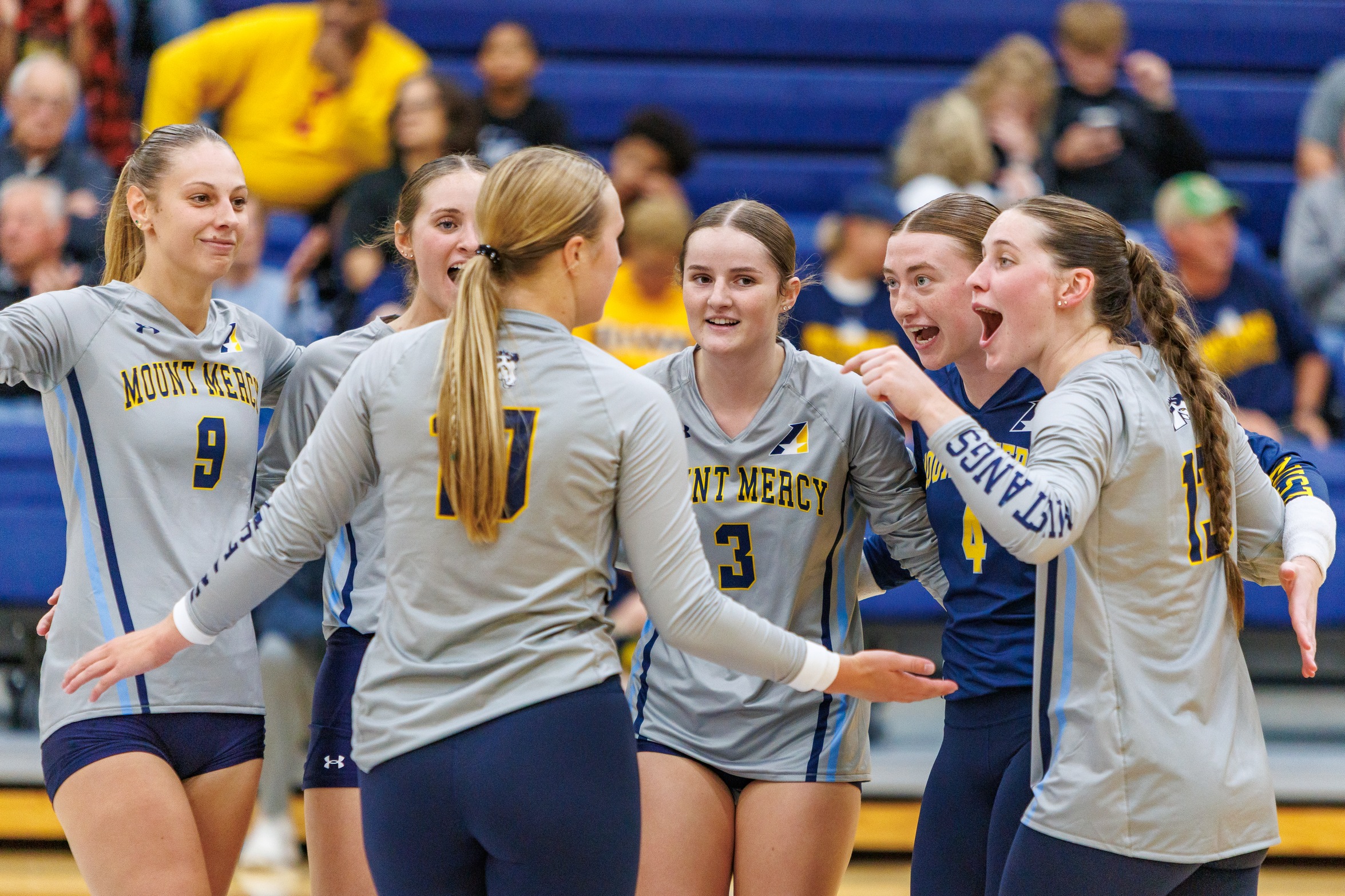 Mustangs' Fourth-Set Surge Not Enough in Loss to CMU